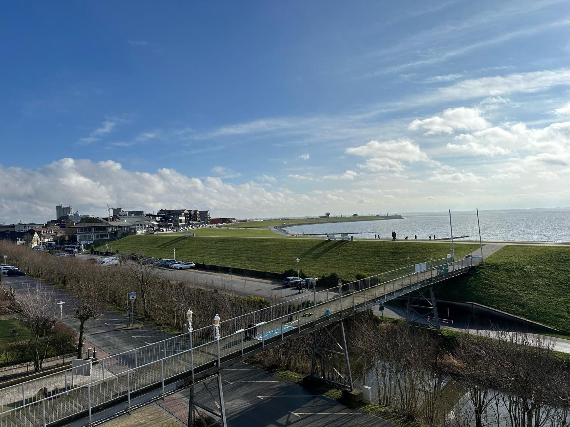 Strandhotel Salty Büsum Екстериор снимка