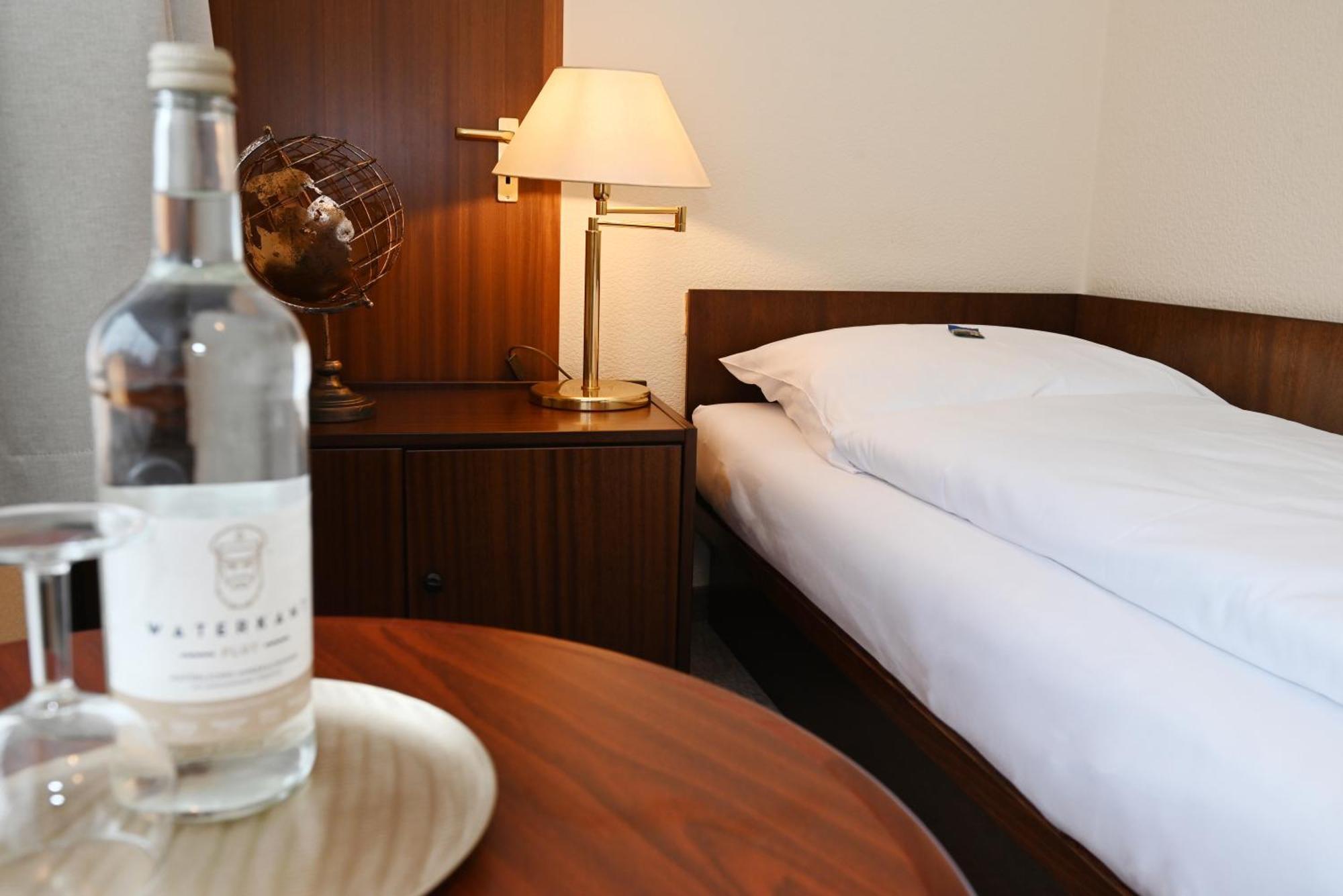 Strandhotel Salty Büsum Екстериор снимка