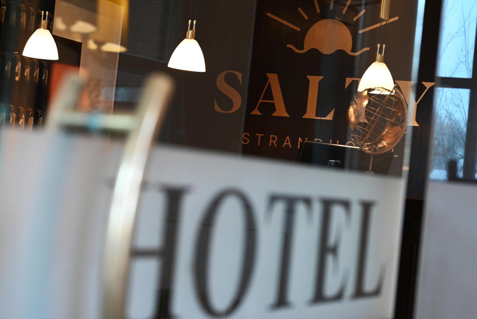 Strandhotel Salty Büsum Стая снимка