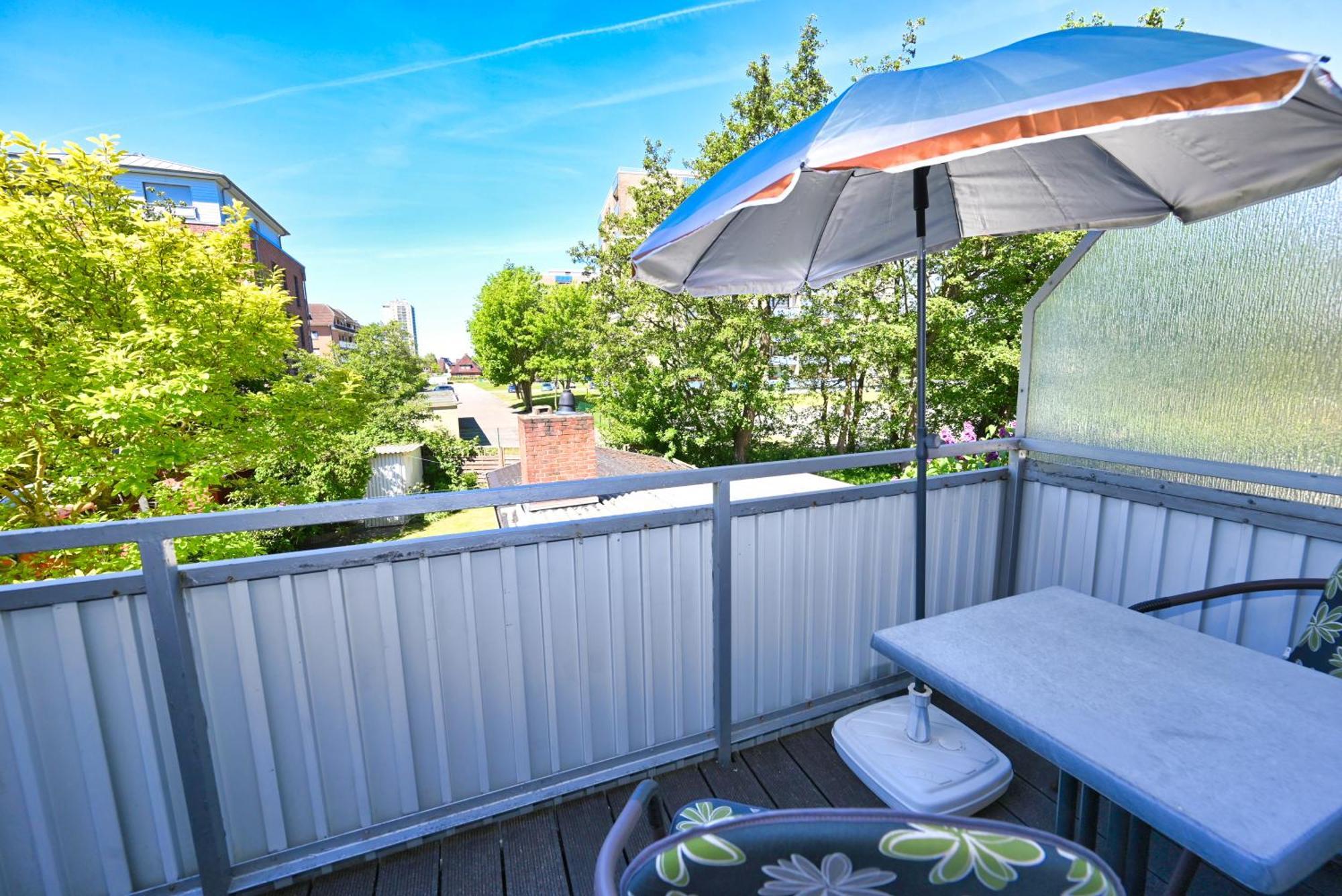 Strandhotel Salty Büsum Екстериор снимка