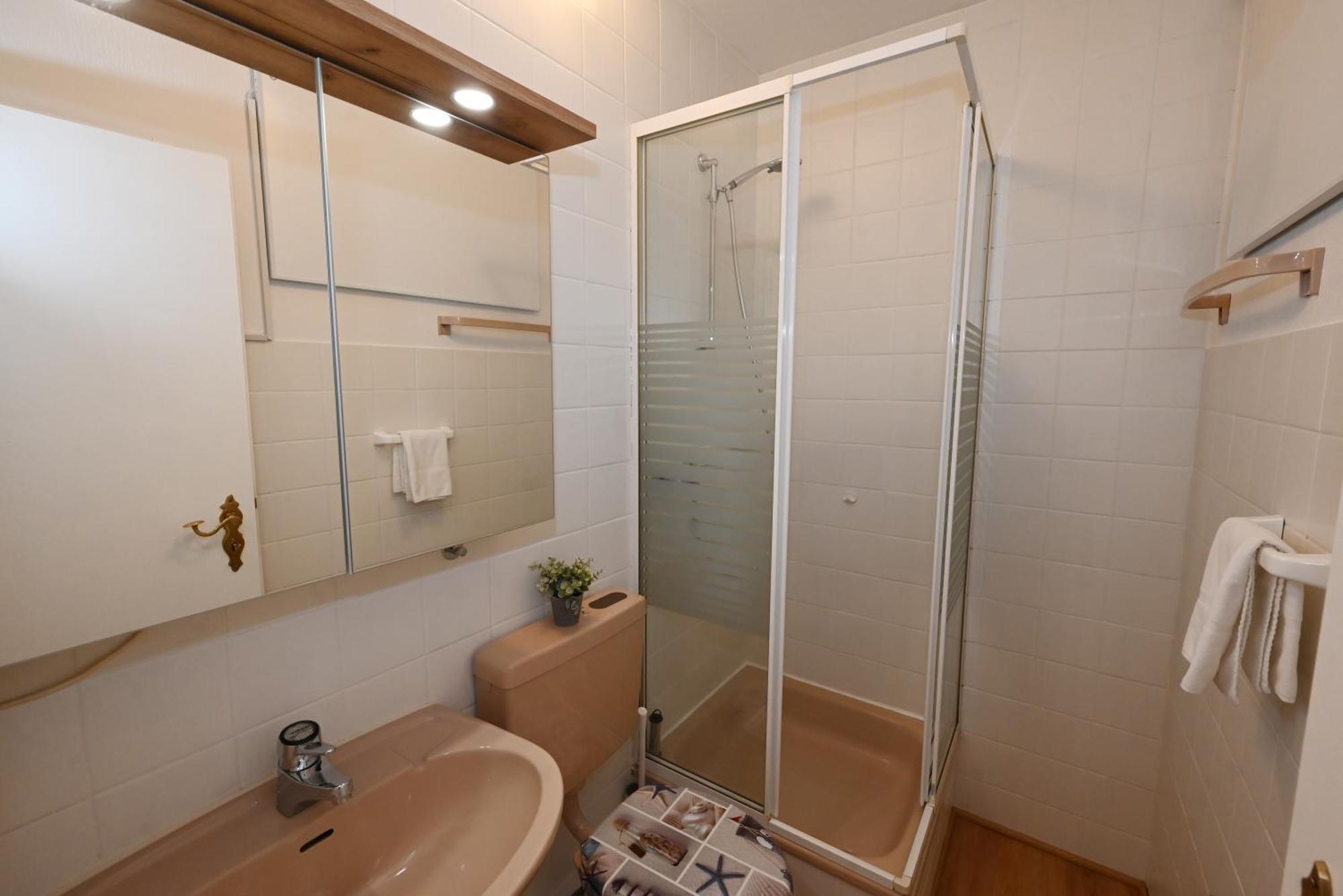 Strandhotel Salty Büsum Екстериор снимка