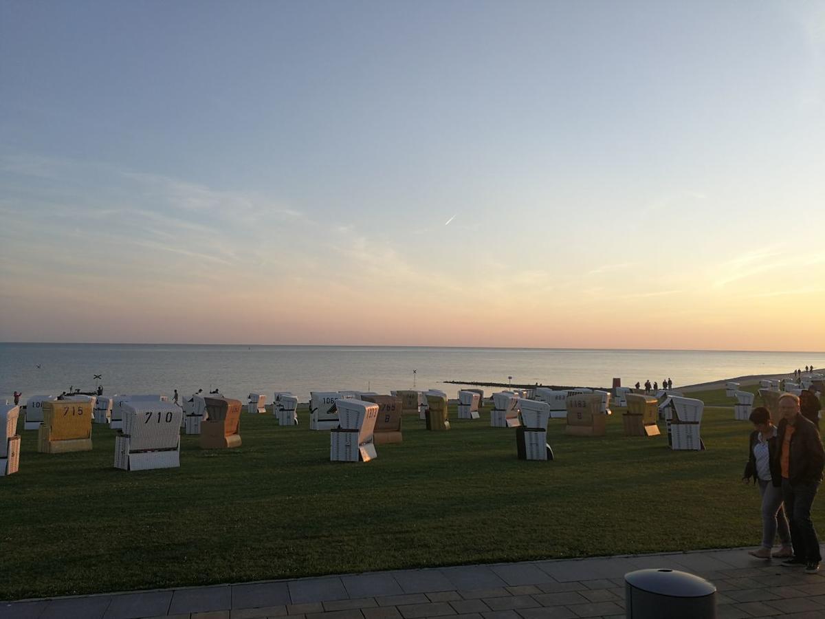 Strandhotel Salty Büsum Екстериор снимка